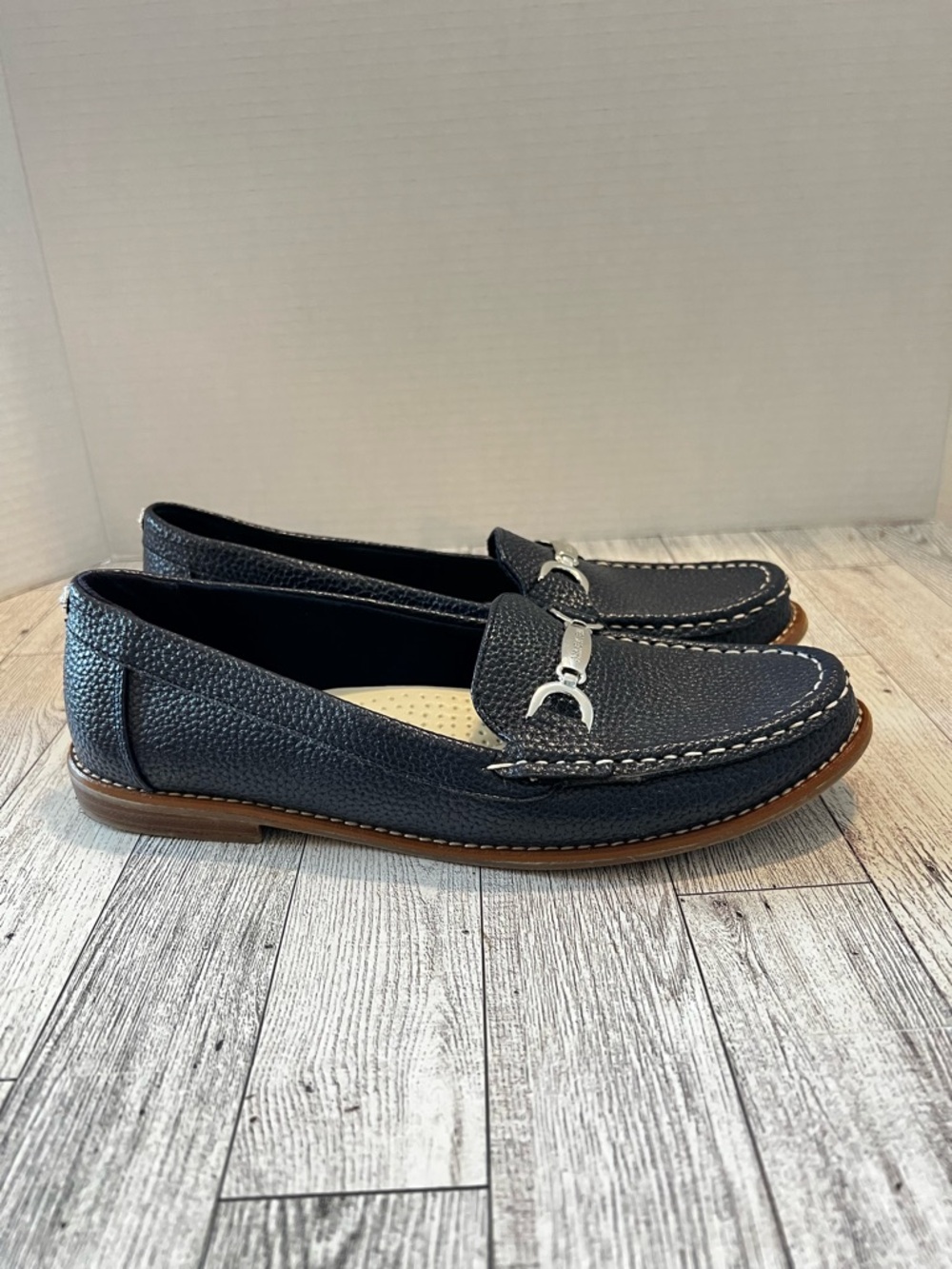 Anne Klein I-Flex Pebbled Horse Bit  Loafers Navy Size 8M Faux Leather Nautical